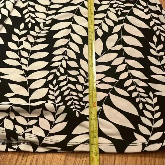 Bisou Bisou Michele Bombot Black And Cream Leaf Pattern Scoopneck Dress Size 6 - Picture 9 of 9